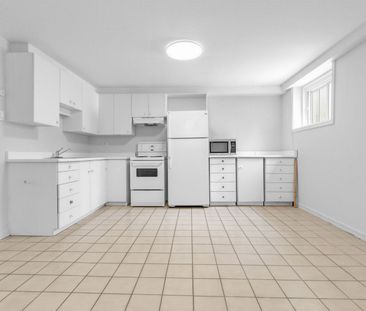 For Lease - 19 Warwick Avenue Unit# Lower, Toronto, Ontario - Photo 4