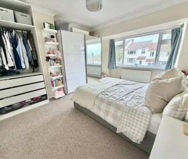 3 bedroom semi-detached house to rent - Photo 3