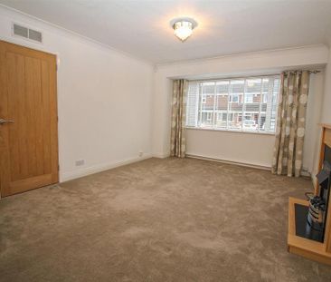 3 bedroom semi-detached house to rent - Photo 6