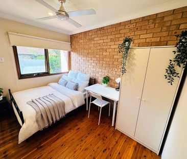 Strathfield South - Photo 1