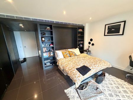 Studio Flat, Pan Peninsula Square, E14 - Photo 3