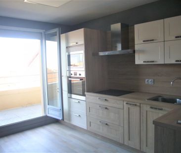 Location Appartement 5 pièces 101m² ROMANS SUR ISERE 26100 - Photo 5