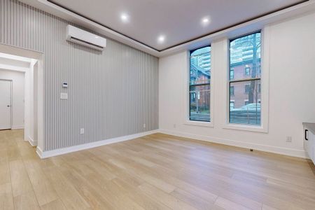 For Lease - 71 Gloucester Street, Toronto, Ontario - Photo 2