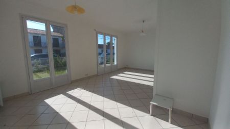 Location Maison 3 pièces 78m² - Photo 2