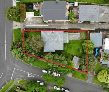 47 Namata Road, Onehunga - Photo 1