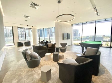 702/18 Hoff Boulevard - Photo 3