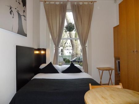 Studio to rent - Photo 2