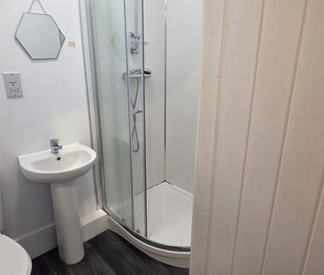 5 bedroom house share to rent - Photo 4