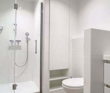 Appartement te huur in Arlon voor € 900 met 1 slaapkamer - Photo 2