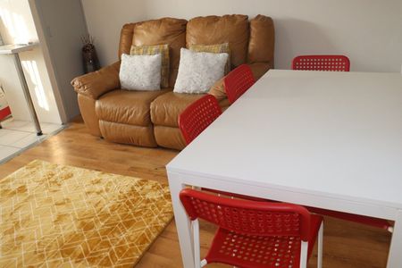 Room in a Shared House, Capstone Avenue, B18 - Photo 2