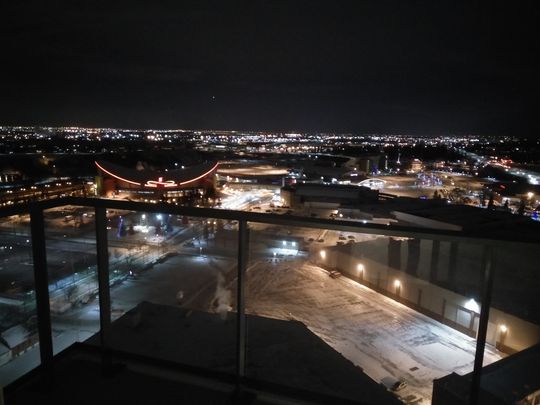 1 BEDROOM+NOOK ON 25TH FLOOR NEAR DOWNTOWN STAMPEDE! - Photo 1
