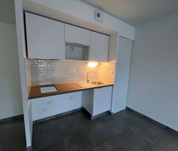 Location Appartement 2 pièces 45m² ST JORY 31790 - Photo 4