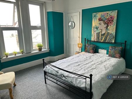 1 bedroom in a house share to rent - Photo 3