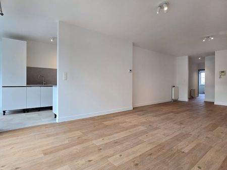 Appartement te huur - Photo 2