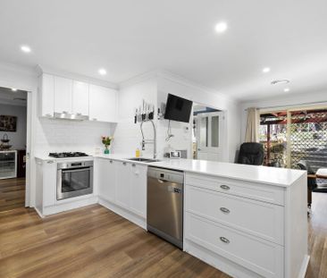 8 Binaburra Place, Queanbeyan - Photo 5