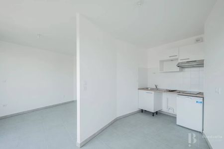 Rental Apartment Bordeaux Saint-Jean - Photo 3