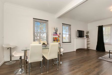 EASY ACCESS TO THE CITY - 6 MONTH LEASE ONLY - Photo 2