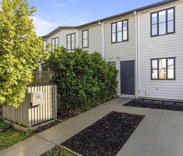 The One to look at! - Photo 5