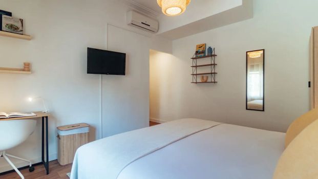 Room for rent in shared apartment in Barcelona - Photo 1