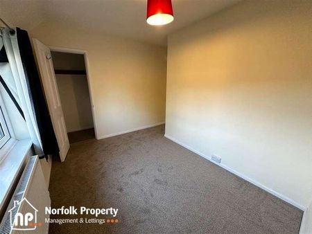 Wroxham, NR12 - Photo 3