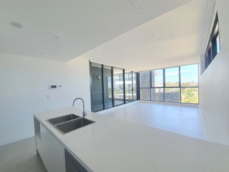 “Breathtaking Views and Uncompromised Style” - Photo 3