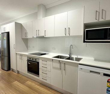 $890 New Fully Furnished House ! Hornsby North public catchment - Photo 4