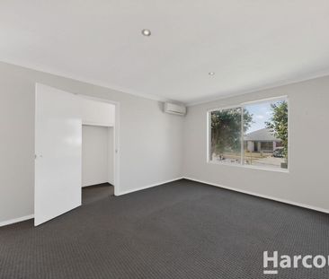 Beautiful 4-Bed Home in Sought-After Somerly Estate - Photo 4