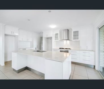 14 Saffron Street, Elanora, Qld 4221 - Photo 2