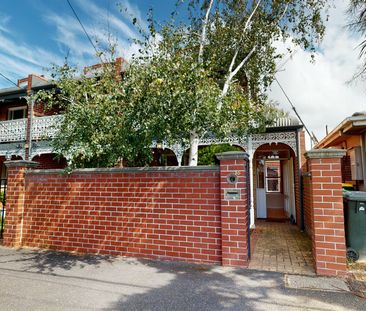 SPACIOUS TOWNHOUSE IN QUIET LOCATION - Photo 4