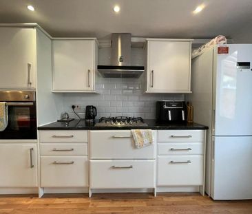 5 bedroom apartment to rent - Photo 6