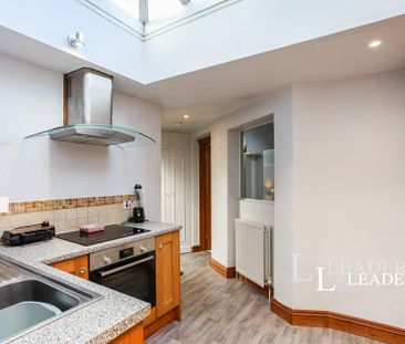 1 bedroom detached house to rent - Photo 3