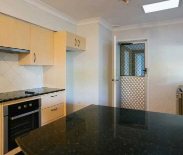 “Family Comfort 3 Bedroom House in a Prime Castle Hill” - Photo 6