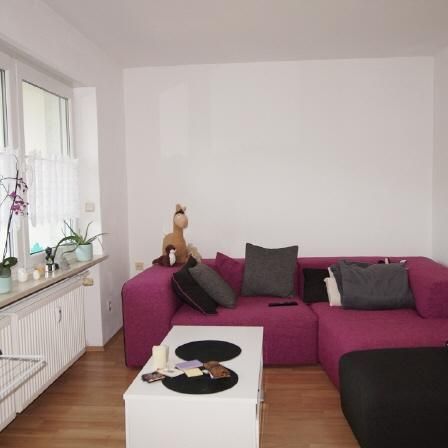 Helle 2 Zimmer-Wohnung mit Balkon - Photo 1