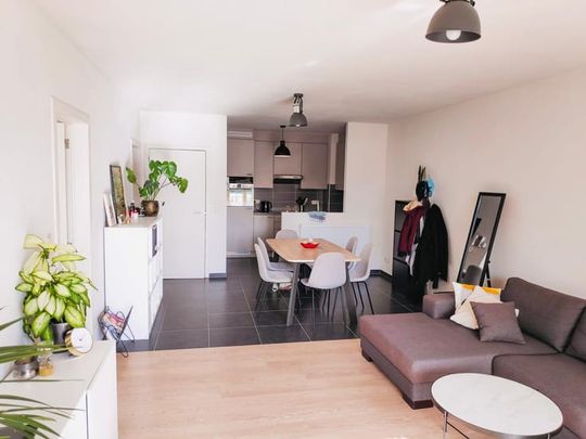 Appartement te huur - Photo 1