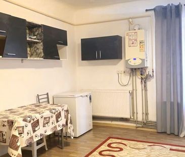 Apartament cu 2 camere la casa, 70 mp - zona centrala - Fotografie 5