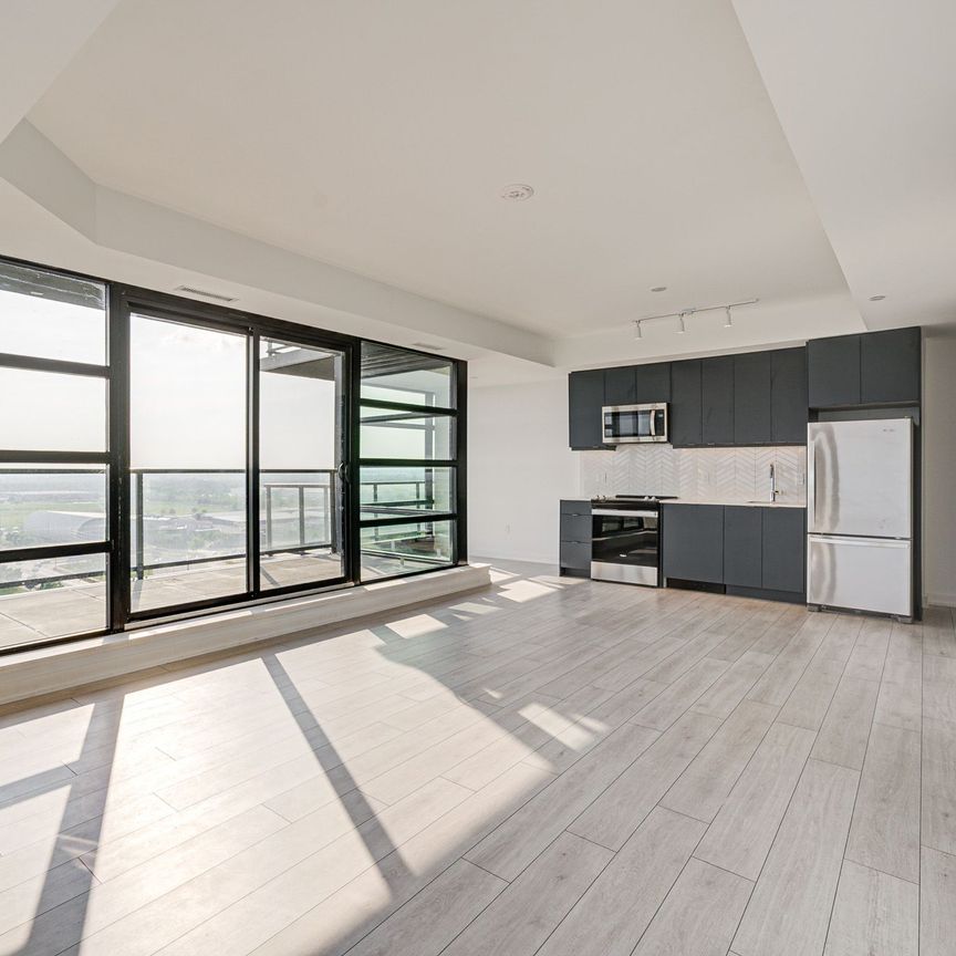 For Lease - 1606 Charles Street Unit# 1605, Whitby, Ontario - Photo 1