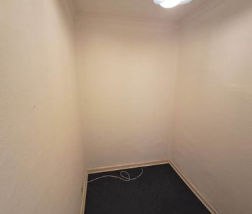 Price £450 pcm - Available 23/05/2025 - Unfurnished - Photo 6