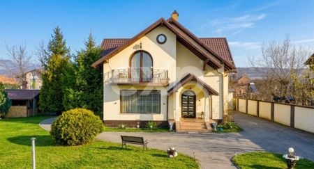 Casă de închiriat la 25 Km de Brașov | Tohanul Nou | Bran - Photo 3