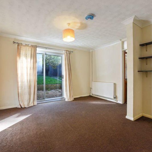 4 bedroom terraced house to rent - Photo 1