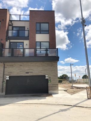 For Lease - 630 Rexdale Boulevard Unit# 2, Toronto, Ontario - Photo 1