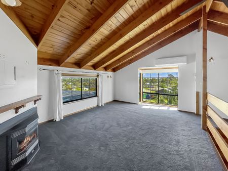10 Talgarno Court, Mount Pleasant - Photo 4