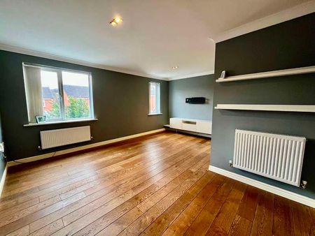 Sanderson Villas, St James Village, Gateshead, NE8 - Photo 4