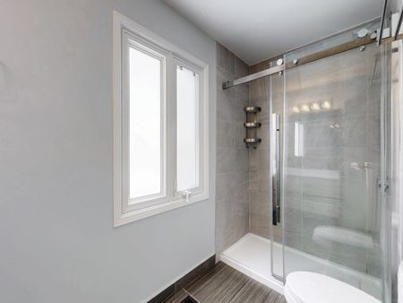 For Lease - 11 Hawker Court Unit# MAIN, Ajax, Ontario - Photo 4