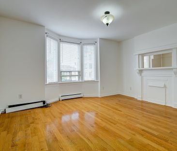 For Lease - 488 Logan Avenue, Toronto, Ontario - Photo 5