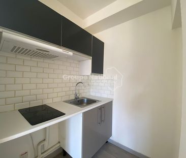 Appartement T2 dans résidence avec un stationnement et cave, - Photo 3
