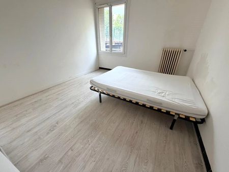 Location Appartement 3 pièces 71m² AIX EN PROVENCE 13100 - Photo 3
