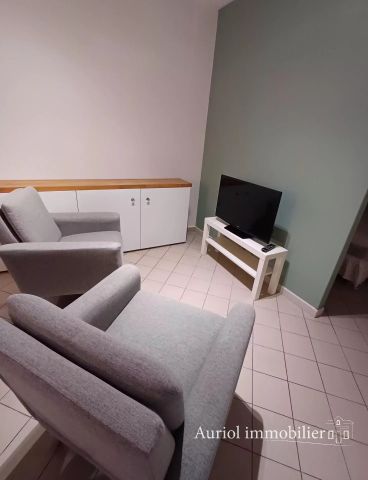 Location Appartement 2 pièces 57m² AURIOL 13390 - Photo 3