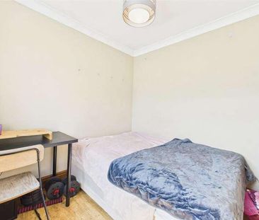 Eastbourne Road, Brighton, BN2 - Photo 6