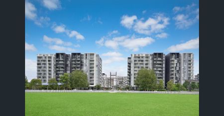 Thornton – Oversized Apartment with Mountain Views - Photo 4