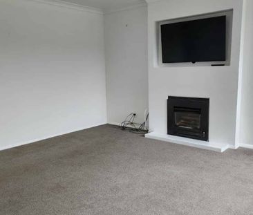 Family Home in Frankleigh Park - Photo 1